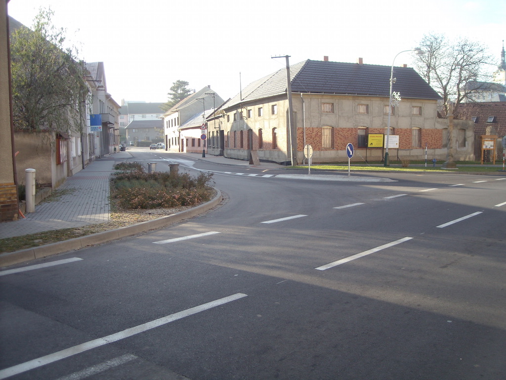 II/43621, III/43622 - Velký Týnec, Čechovice - rekonstrukce silnice